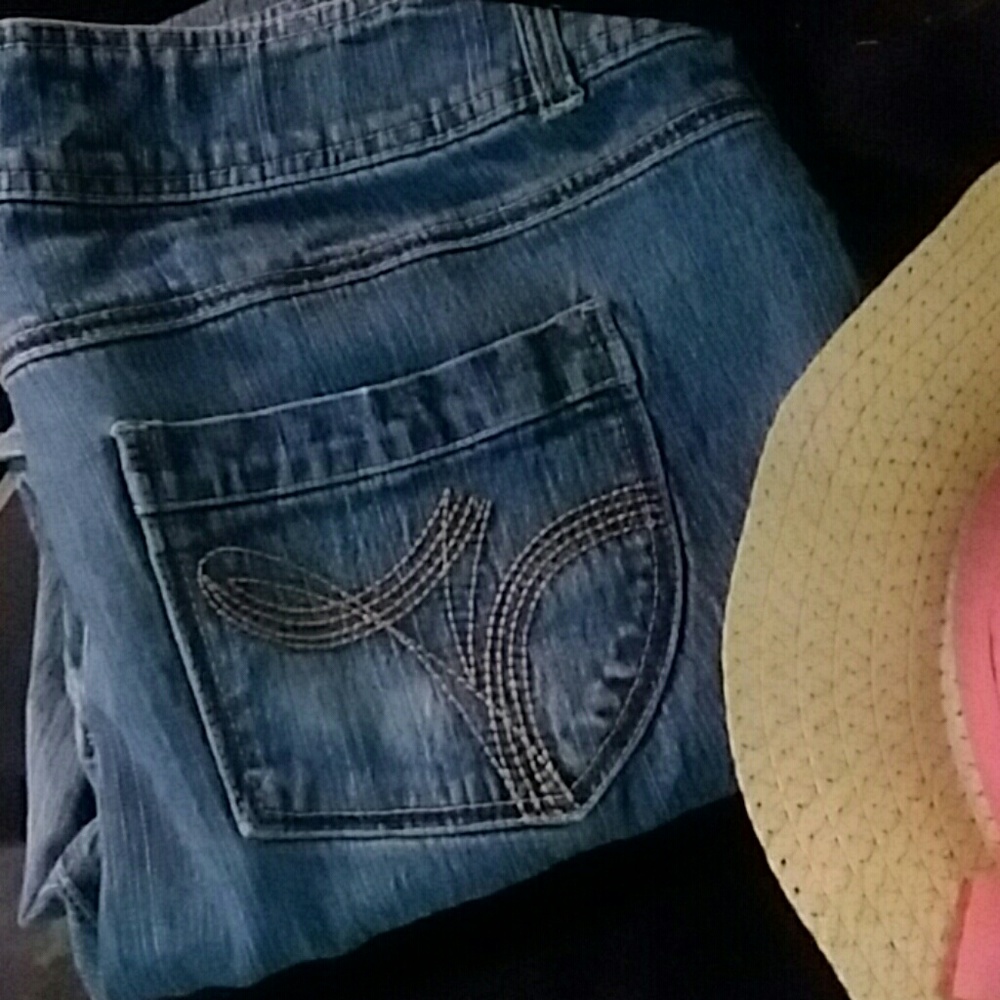 Apollo JEANS